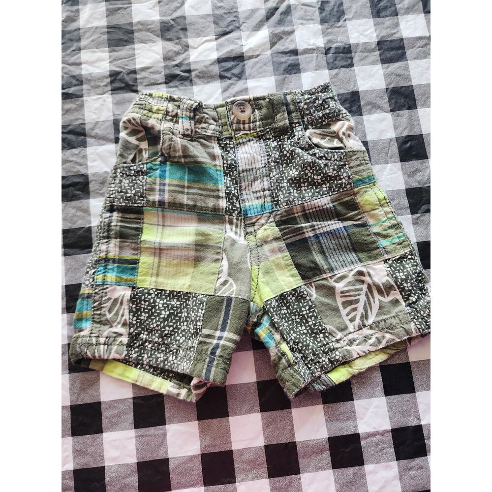 Old Navy Patchwork Shorts 12 to 18 months